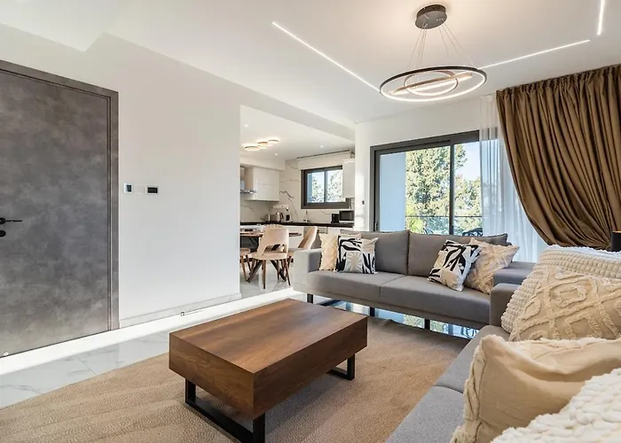 Casino & Mall Luxury Jacuzzi Penthouse Appartement