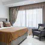 Casino & Mall Luxury Jacuzzi Penthouse Apartment Limassol