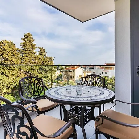 Casino & Mall Luxury Jacuzzi Penthouse Limassol