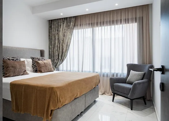 Casino & Mall Luxury Jacuzzi Penthouse Lägenhet Limassol